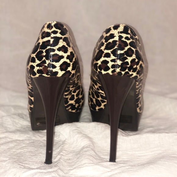 Leopard Pumps - Picture 3 of 3